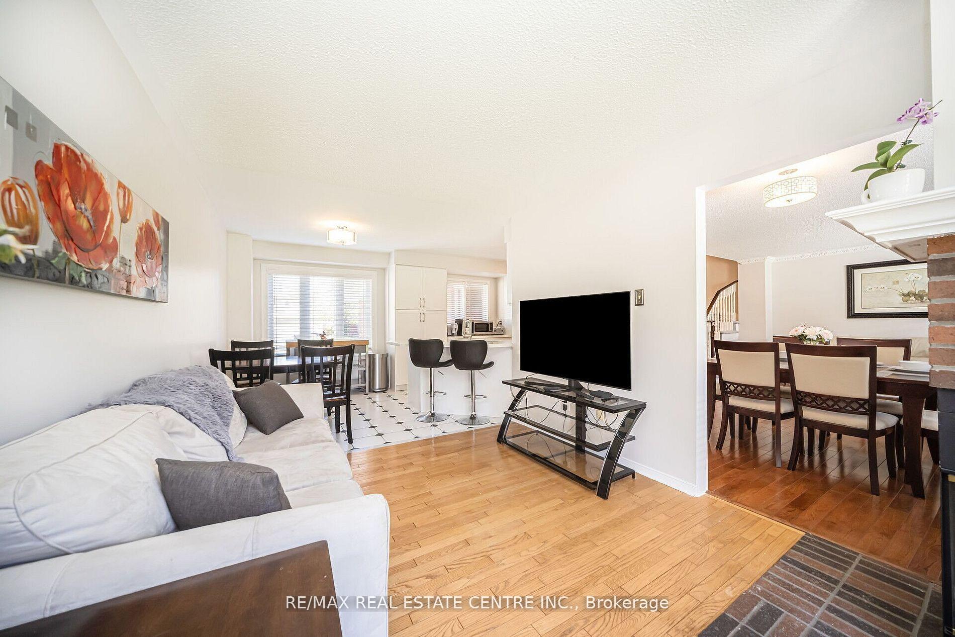 Photo 19 of 36 Lockwood Road, Brampton, Fletcher's West — HOMEH