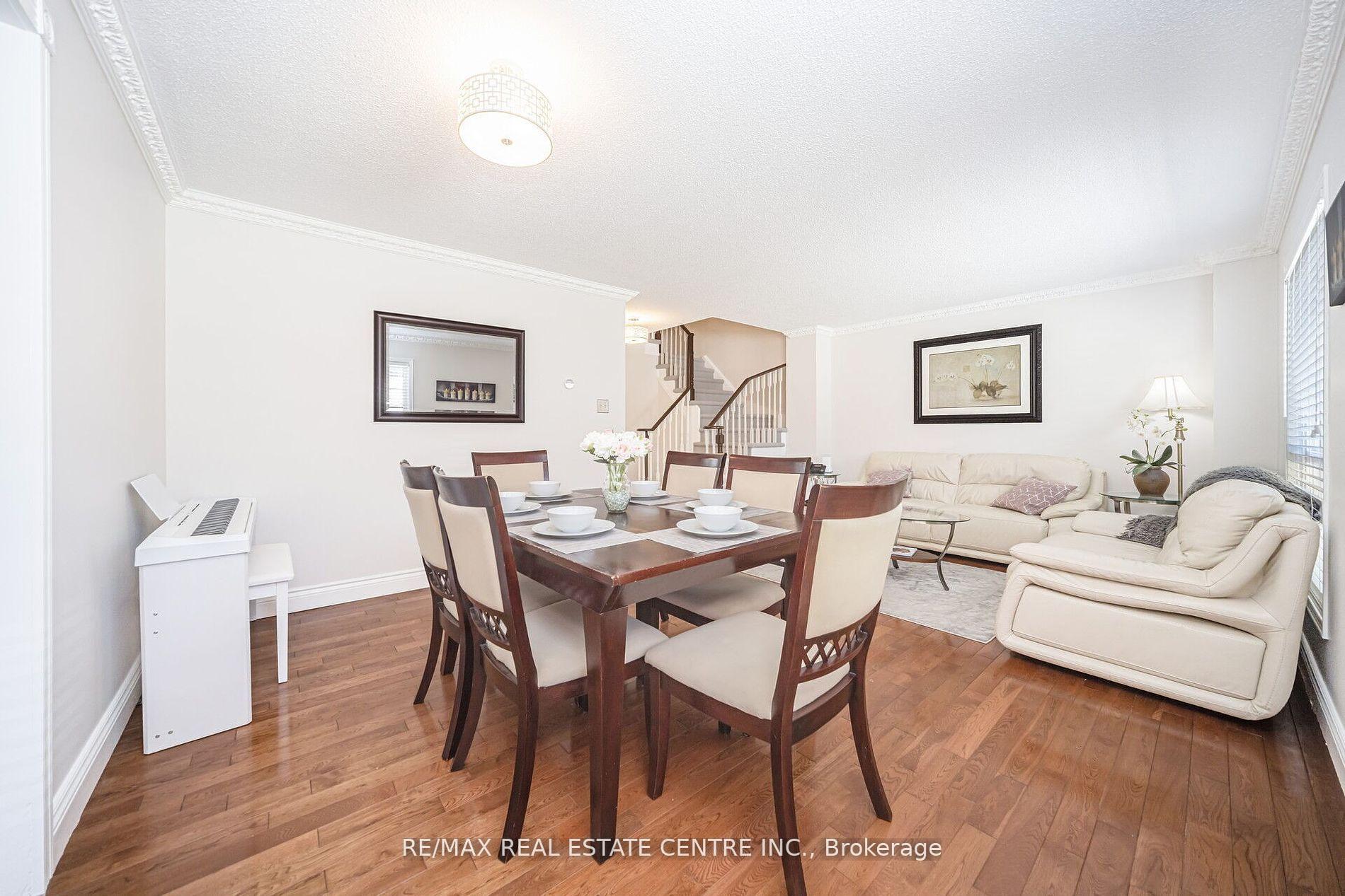 Photo 29 of 36 Lockwood Road, Brampton, Fletcher's West — HOMEH