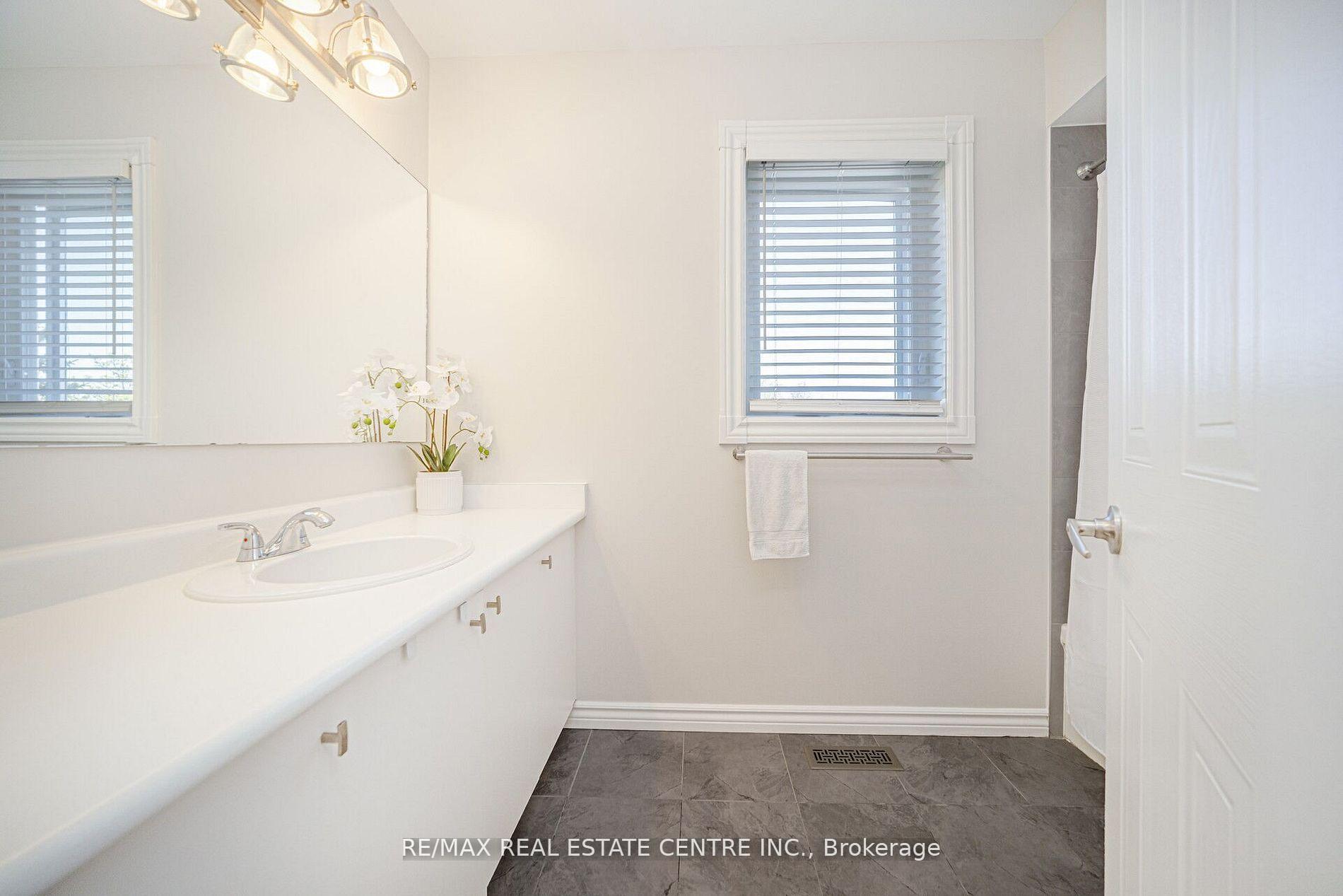 Photo 30 of 36 Lockwood Road, Brampton, Fletcher's West — HOMEH