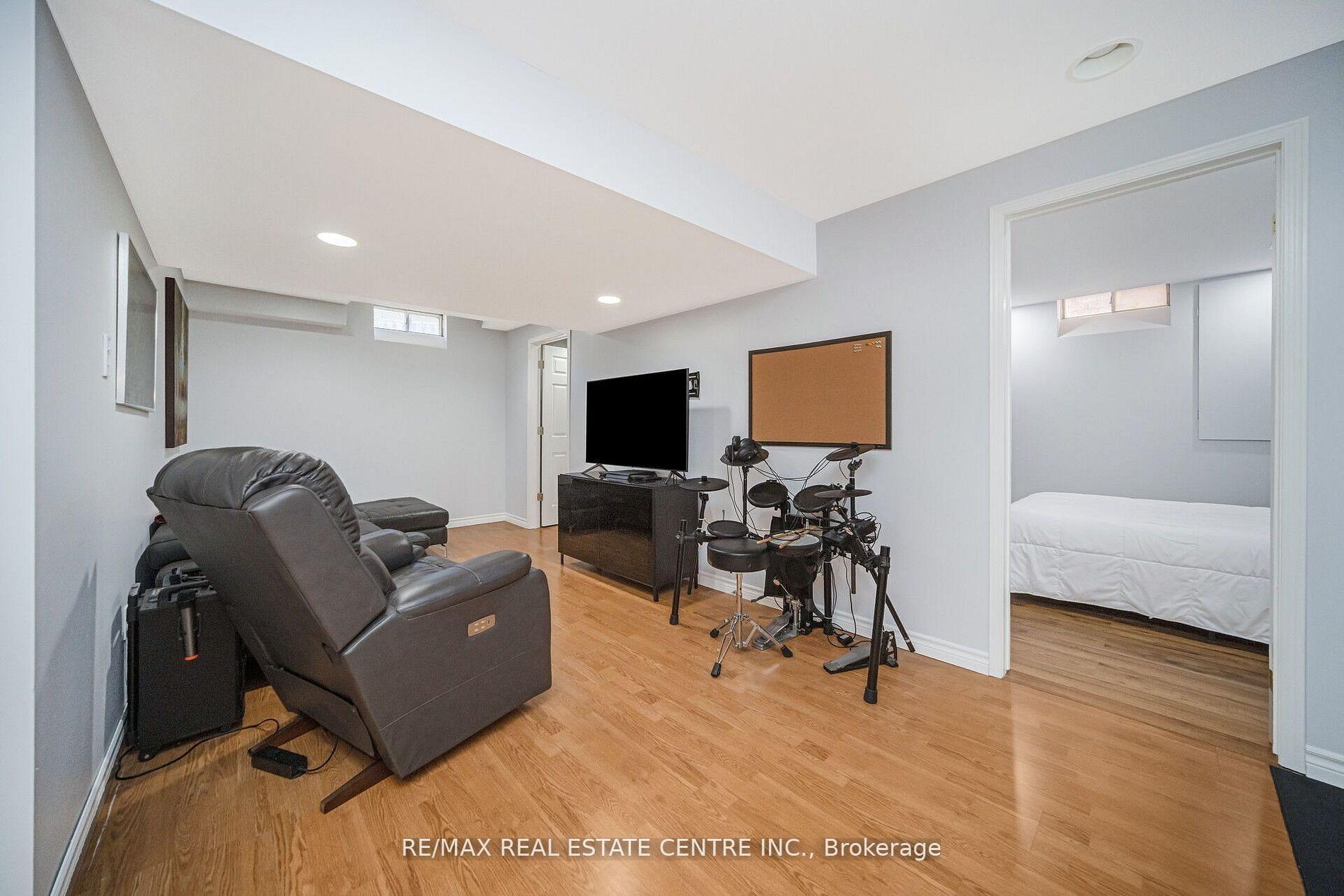 Photo 44 of 36 Lockwood Road, Brampton, Fletcher's West — HOMEH