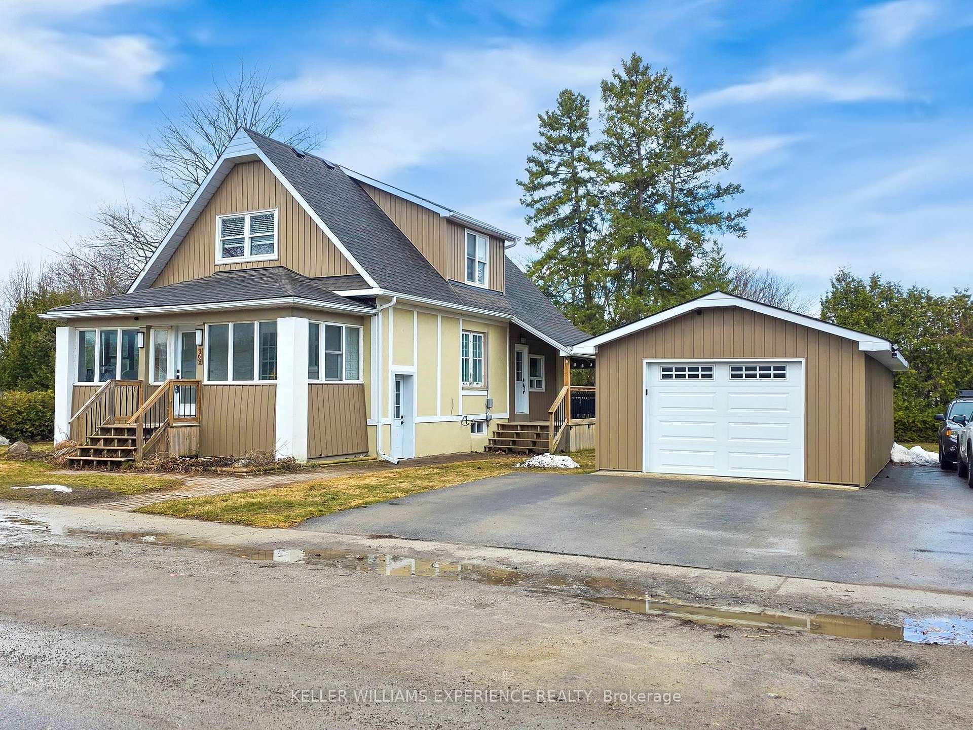 Photo 2 of 368 Mill Street, Brock, Beaverton — HOMEH