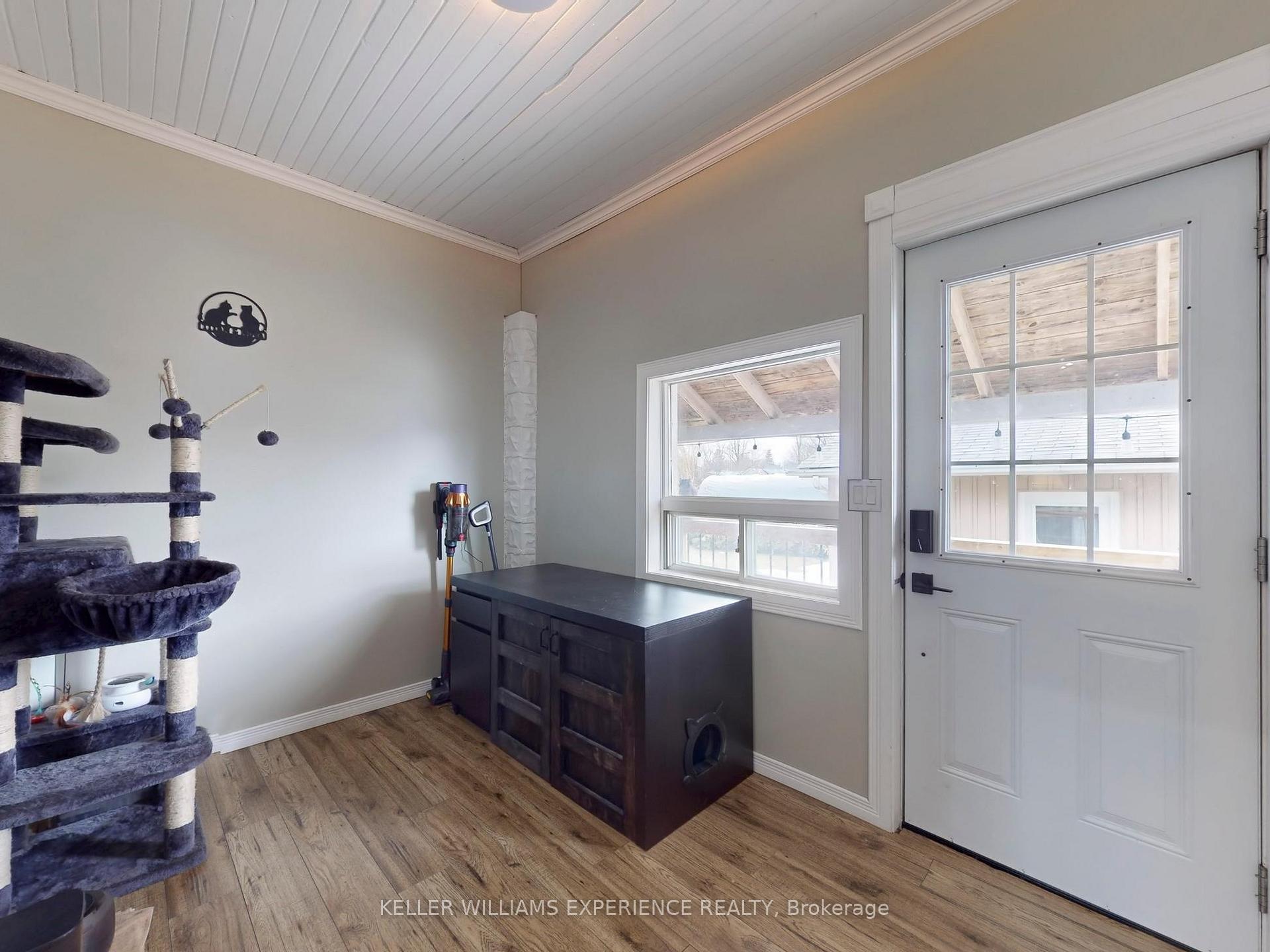 Photo 3 of 368 Mill Street, Brock, Beaverton — HOMEH