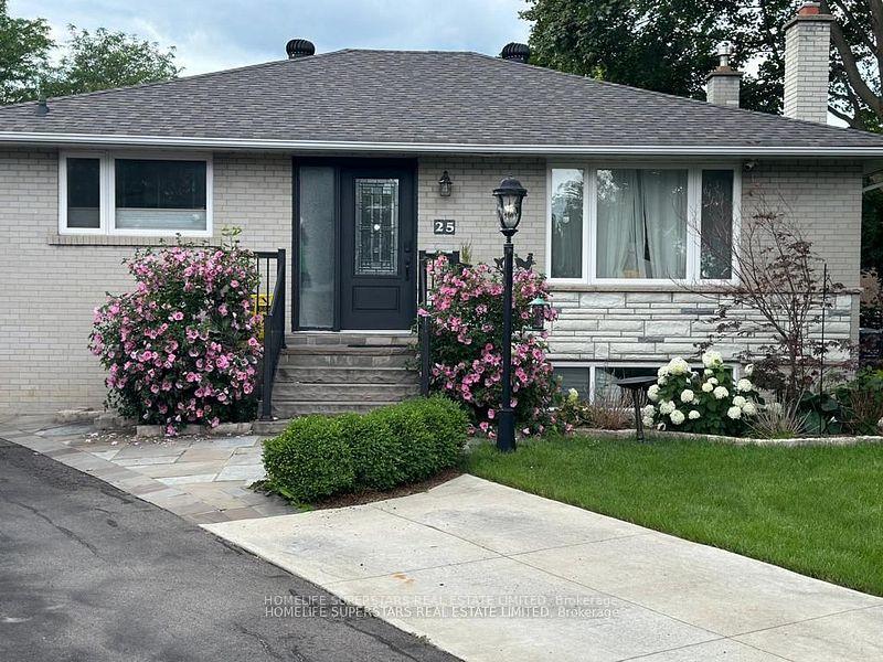 Front of Unit Main Level, 25 Anne Court