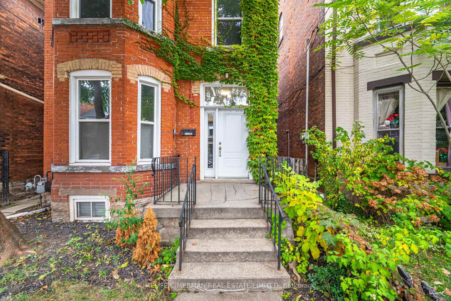 Photo 11 of Unit Unit #2 - Second Floor, 67 West Avenue, Hamilton, Beasley — HOMEH