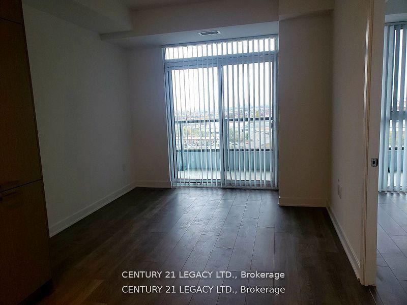 Photo 6 of Unit 1216, 60 Honeycrisp Crescent, Vaughan, Vaughan Corporate Centre — HOMEH