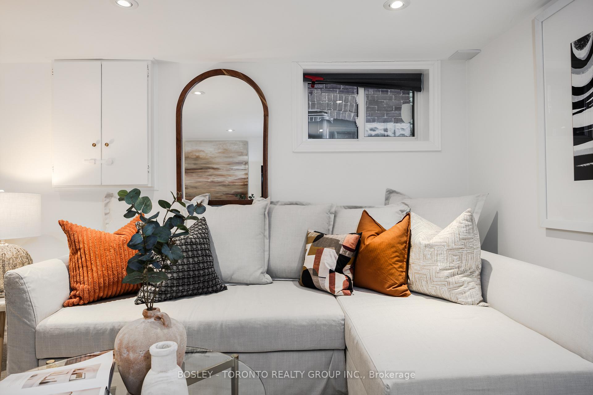 Photo 21 of 55 Kerr Road, Toronto, Greenwood-Coxwell — HOMEH