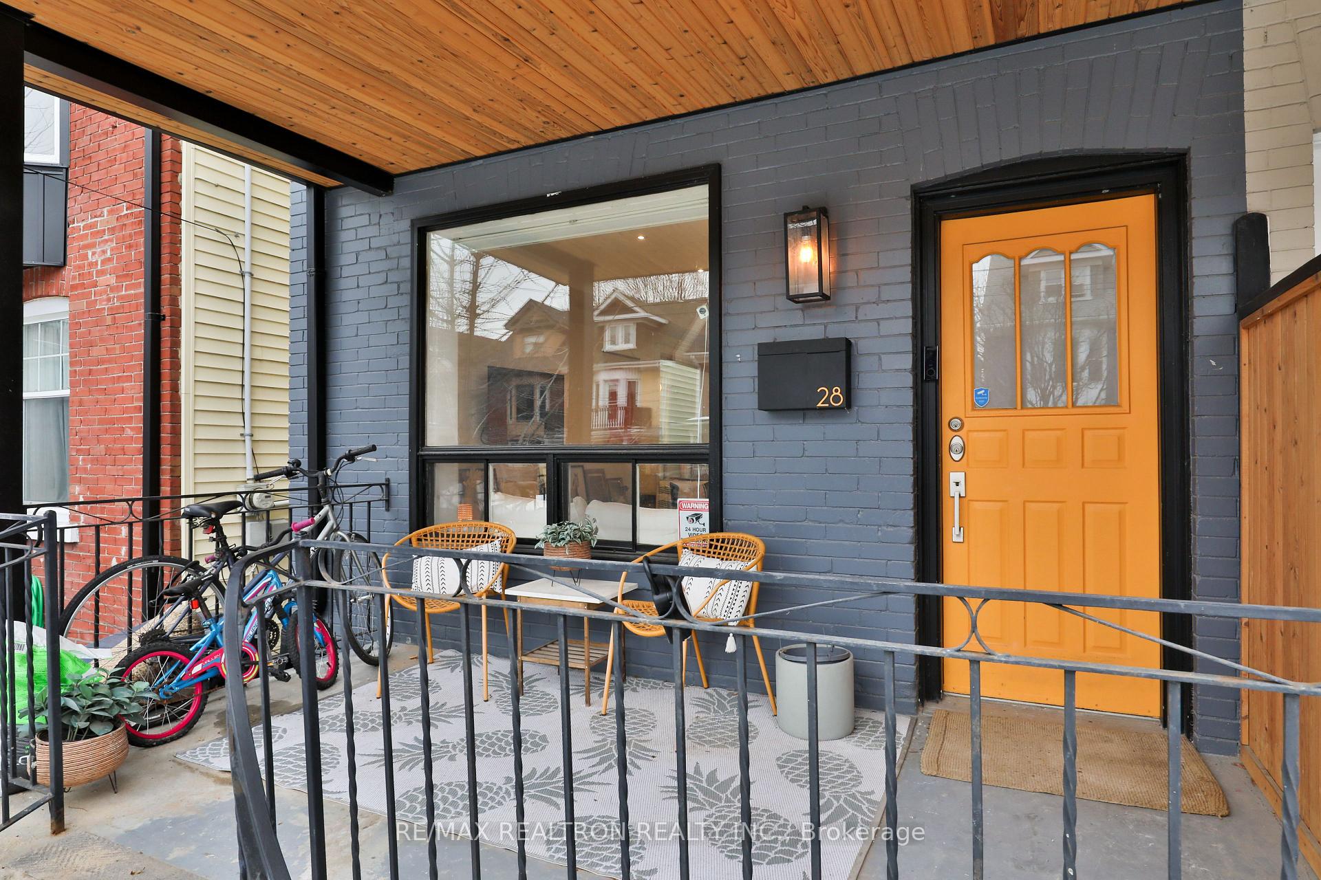 Photo 11 of 28 Muriel Avenue, Toronto, Danforth — HOMEH