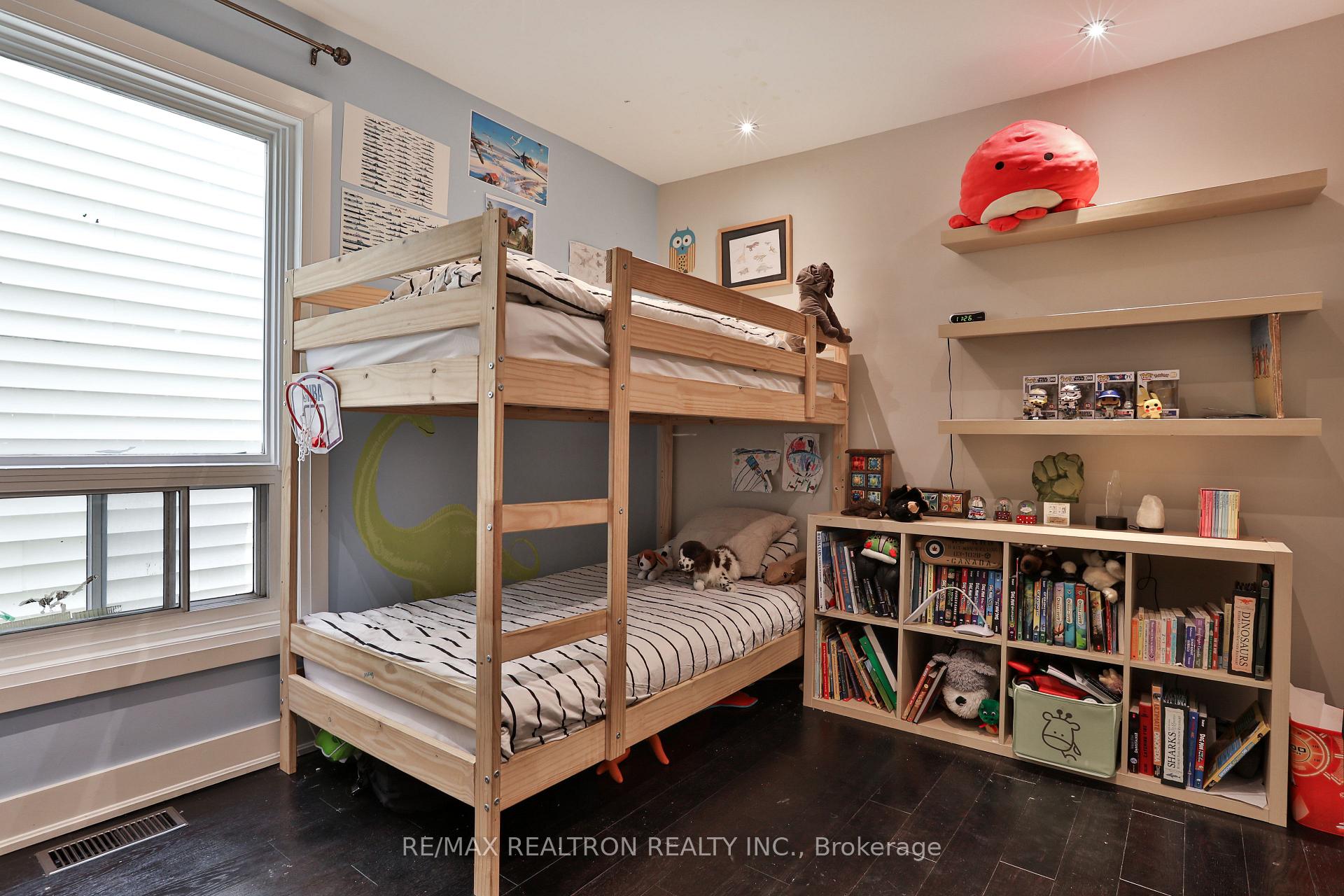 Photo 15 of 28 Muriel Avenue, Toronto, Danforth — HOMEH
