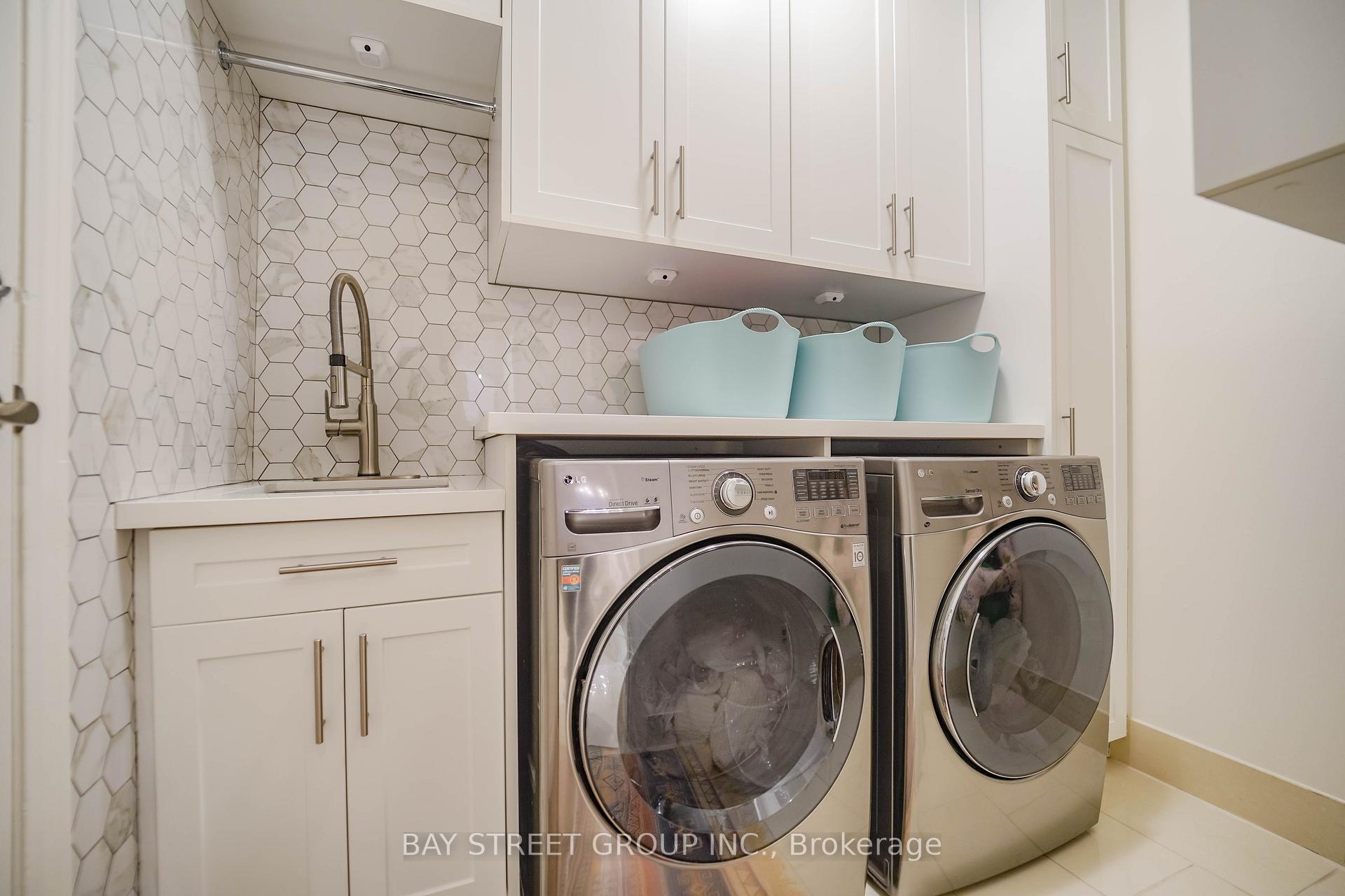 Photo 21 of 10 Morland Crescent, Aurora, Bayview Northeast — HOMEH