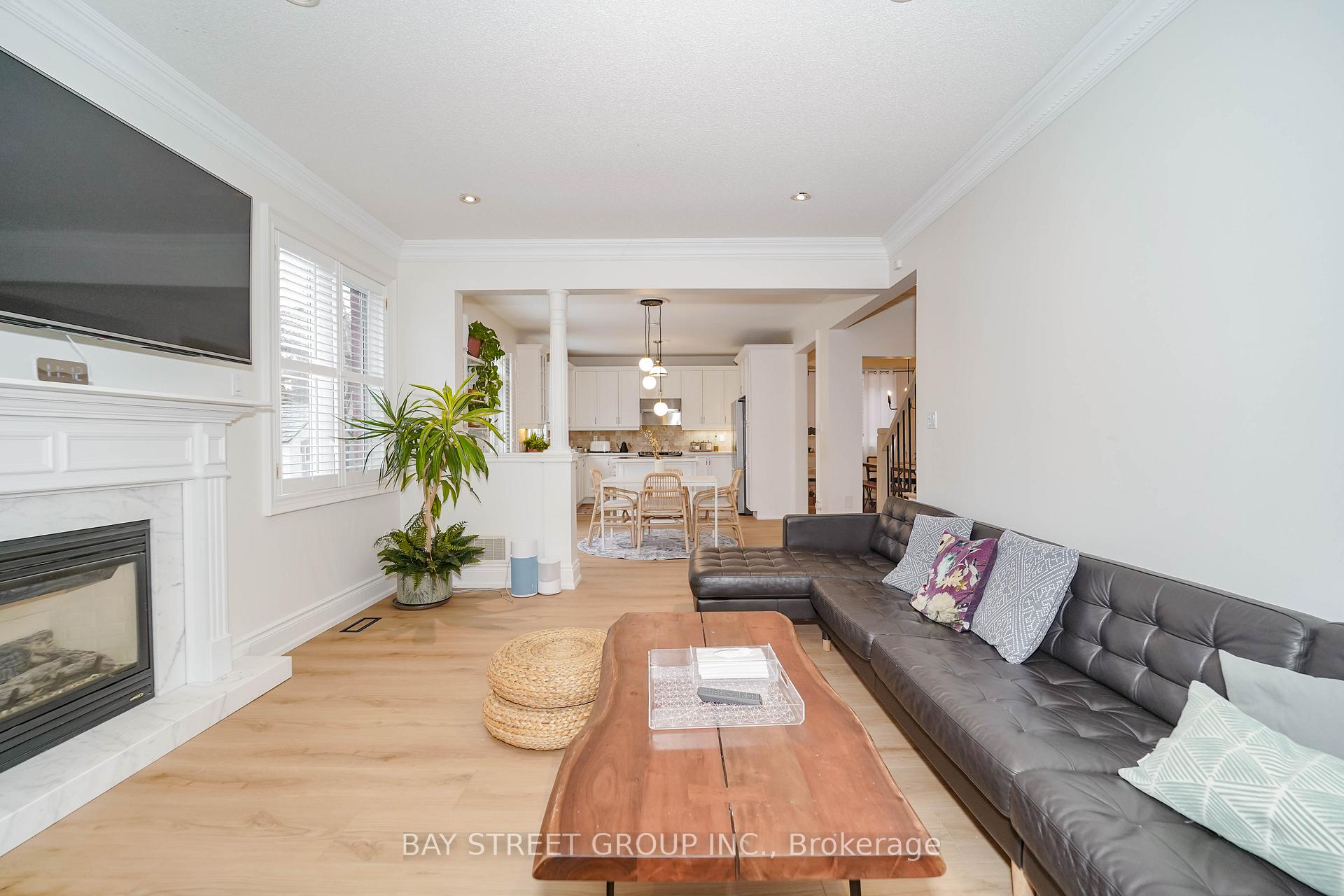 Photo 23 of 10 Morland Crescent, Aurora, Bayview Northeast — HOMEH