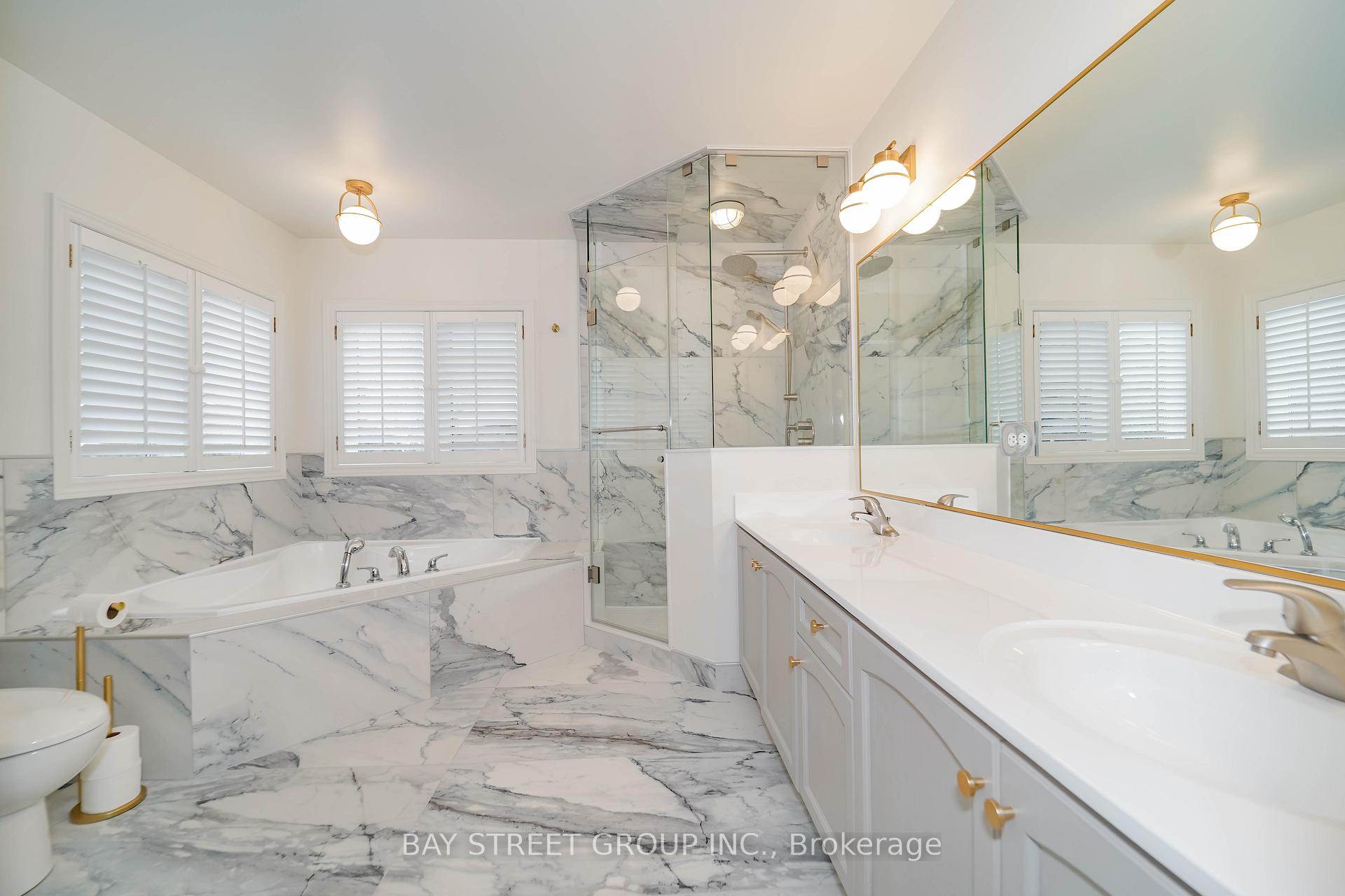 Photo 33 of 10 Morland Crescent, Aurora, Bayview Northeast — HOMEH