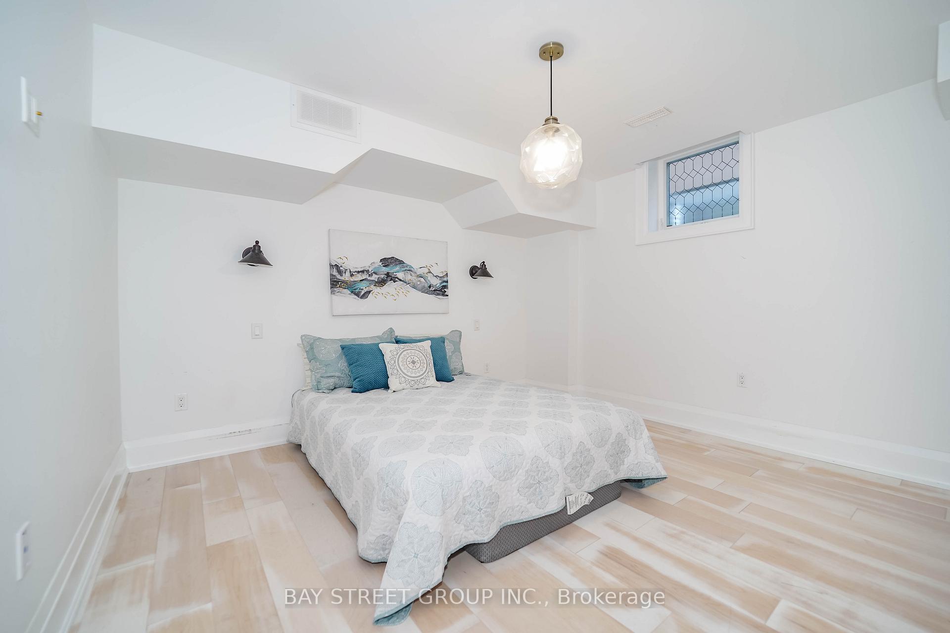 Photo 19 of 10 Morland Crescent, Aurora, Bayview Northeast — HOMEH