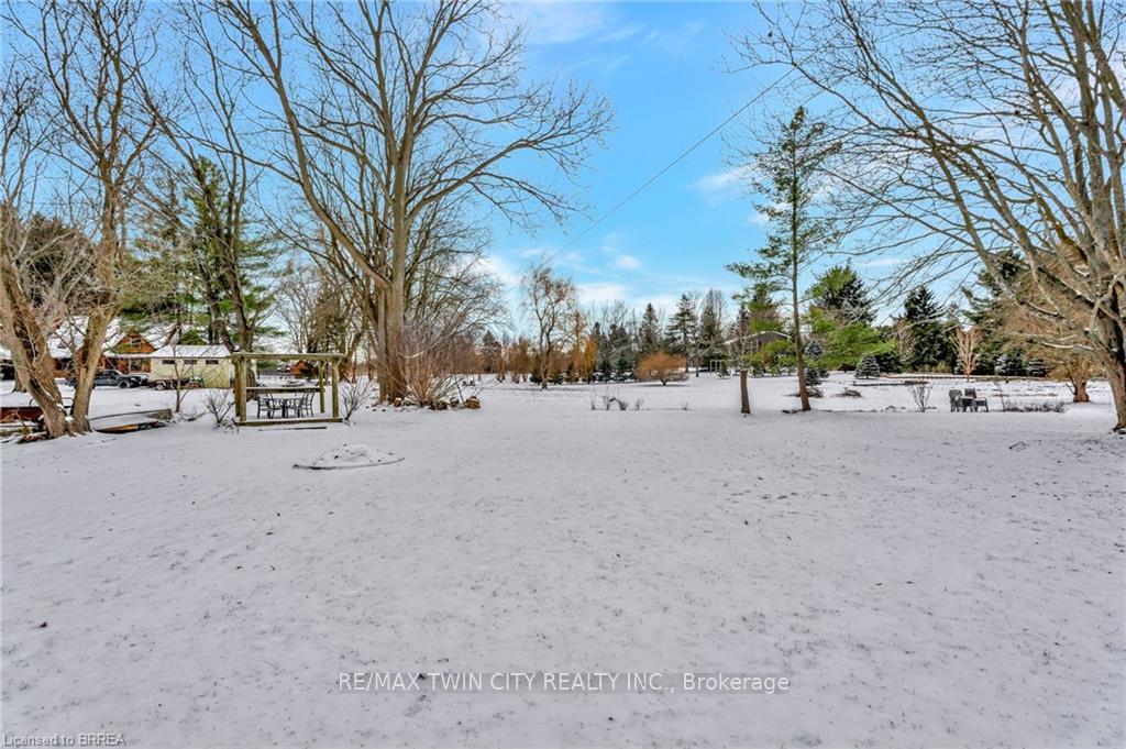 Photo 21 of 25 Barnabas Street, Hamilton, Lynden — HOMEH