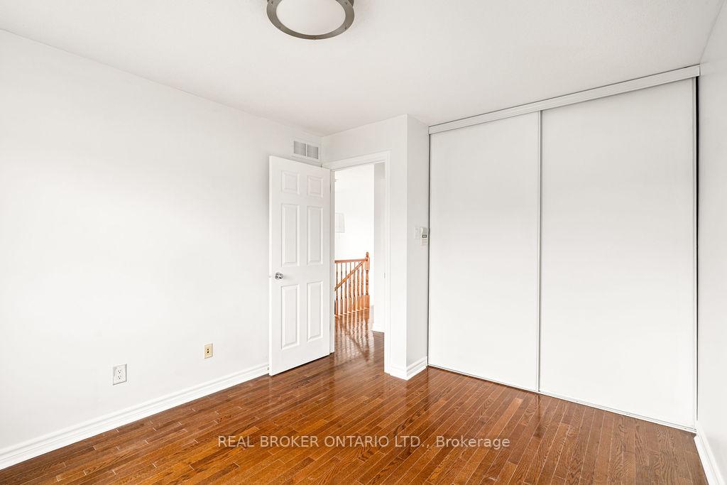 Photo 26 of 499 Paul Metivier Drive, Ottawa, Barrhaven - Strandherd — HOMEH