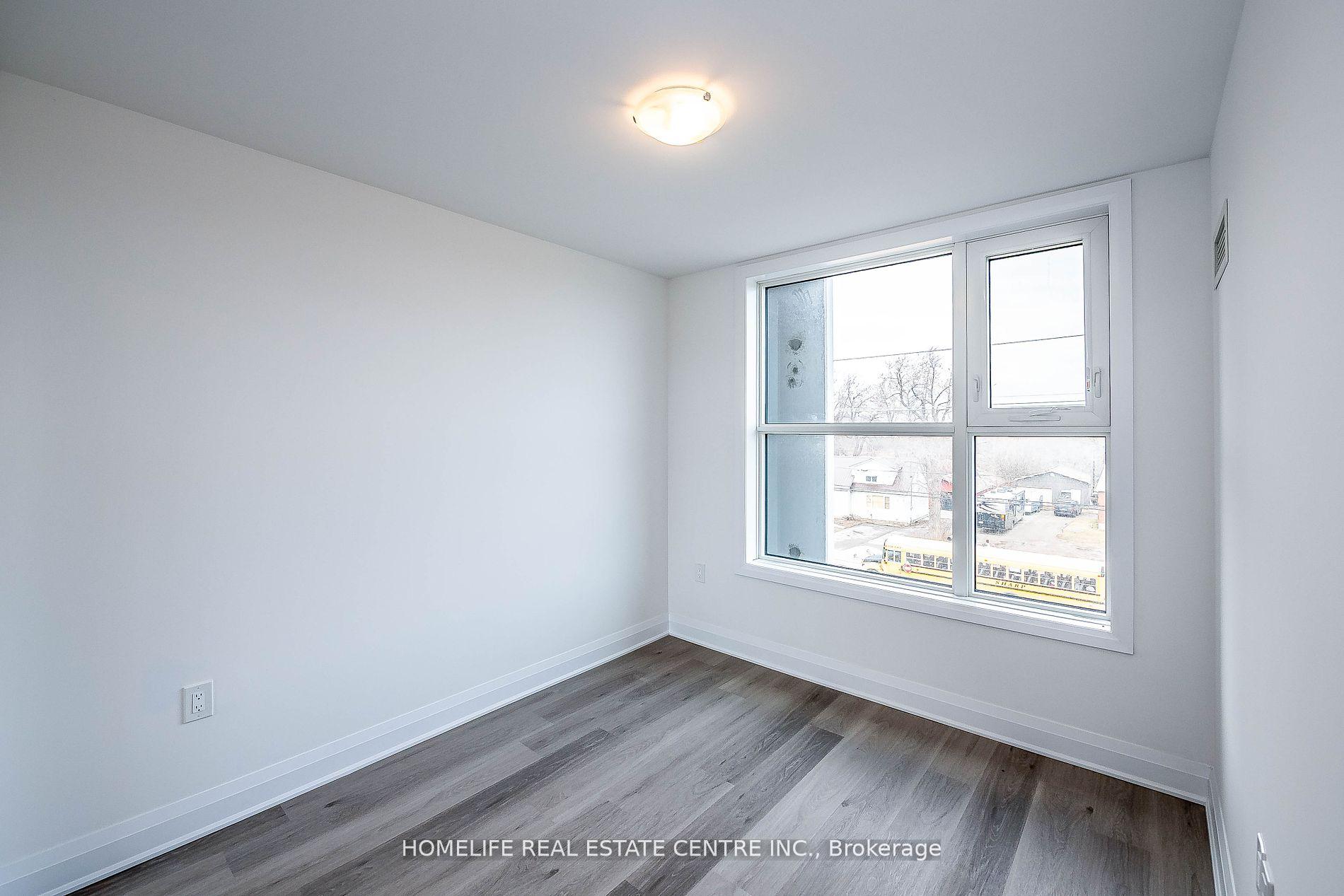 Photo 37 of Unit 310, 1936 Rymal Road, Hamilton, Stoney Creek Mountain — HOMEH