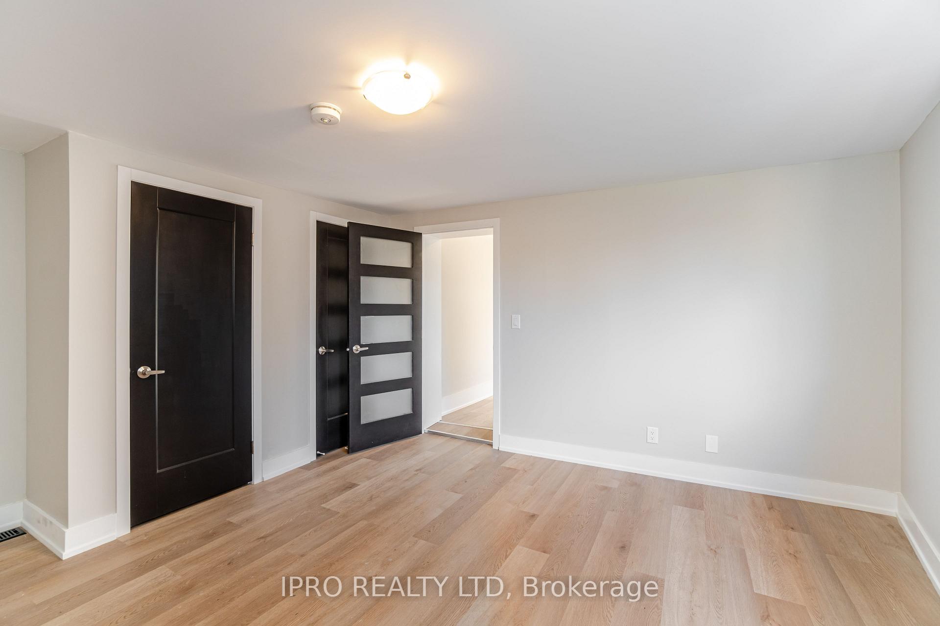 Photo 7 of Unit 70A, 70 Nelson Street W, Brampton, Downtown Brampton — HOMEH