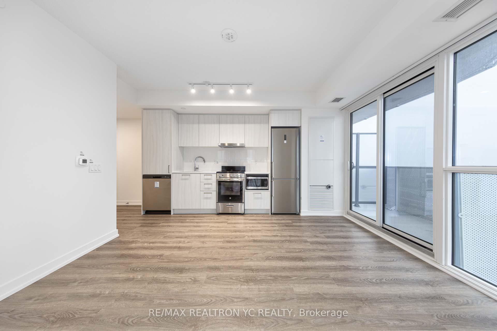 Photo 6 of Unit 3511, 195 Commerce Street, Vaughan, Vaughan Corporate Centre — HOMEH