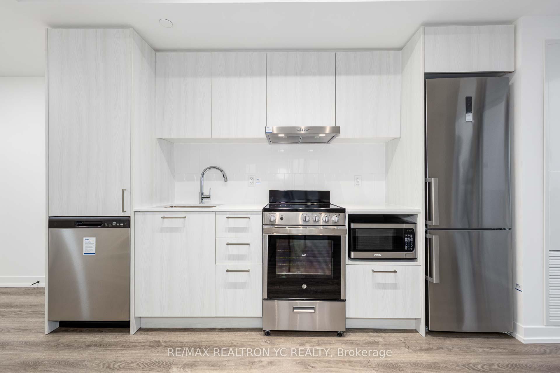 Photo 5 of Unit 3511, 195 Commerce Street, Vaughan, Vaughan Corporate Centre — HOMEH