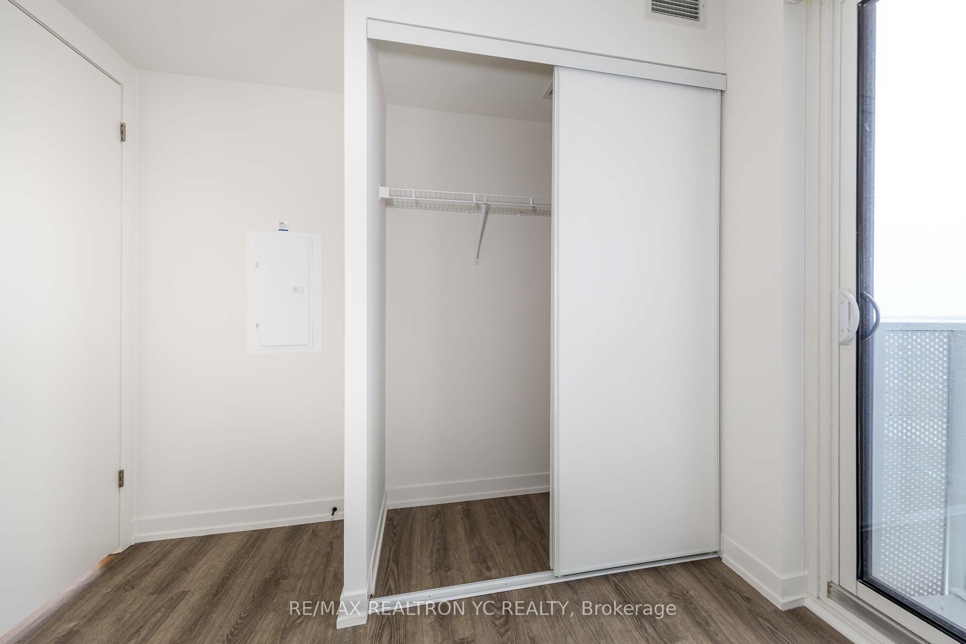 Photo 8 of Unit 3511, 195 Commerce Street, Vaughan, Vaughan Corporate Centre — HOMEH