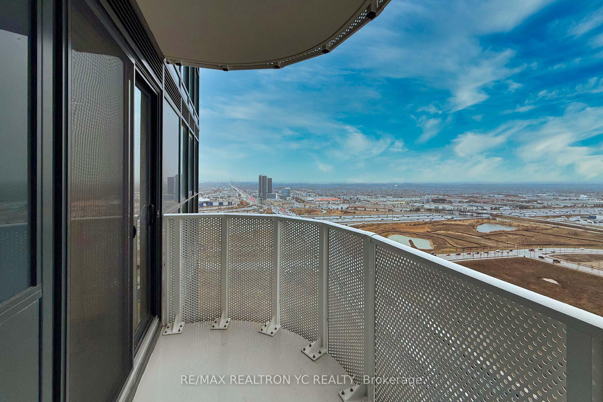 Photo 12 of Unit 3511, 195 Commerce Street, Vaughan, Vaughan Corporate Centre — HOMEH