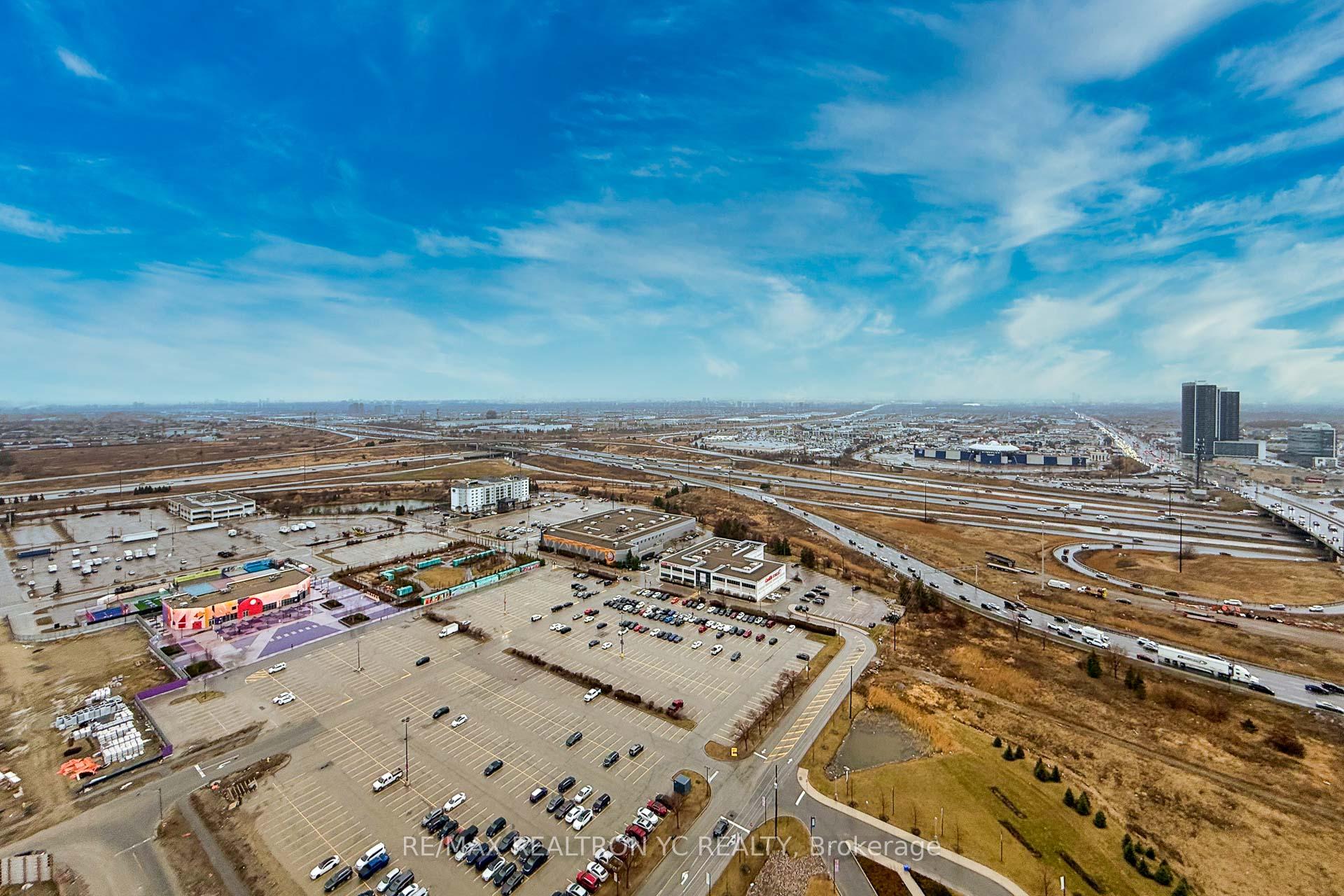 Photo 19 of Unit 3511, 195 Commerce Street, Vaughan, Vaughan Corporate Centre — HOMEH