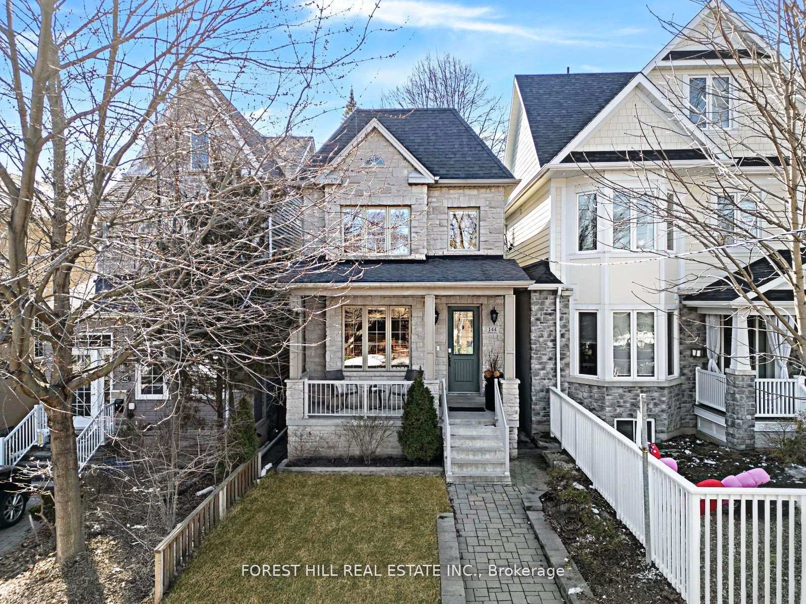 Photo 3 of 144 Elmer Avenue, Toronto, The Beaches — HOMEH