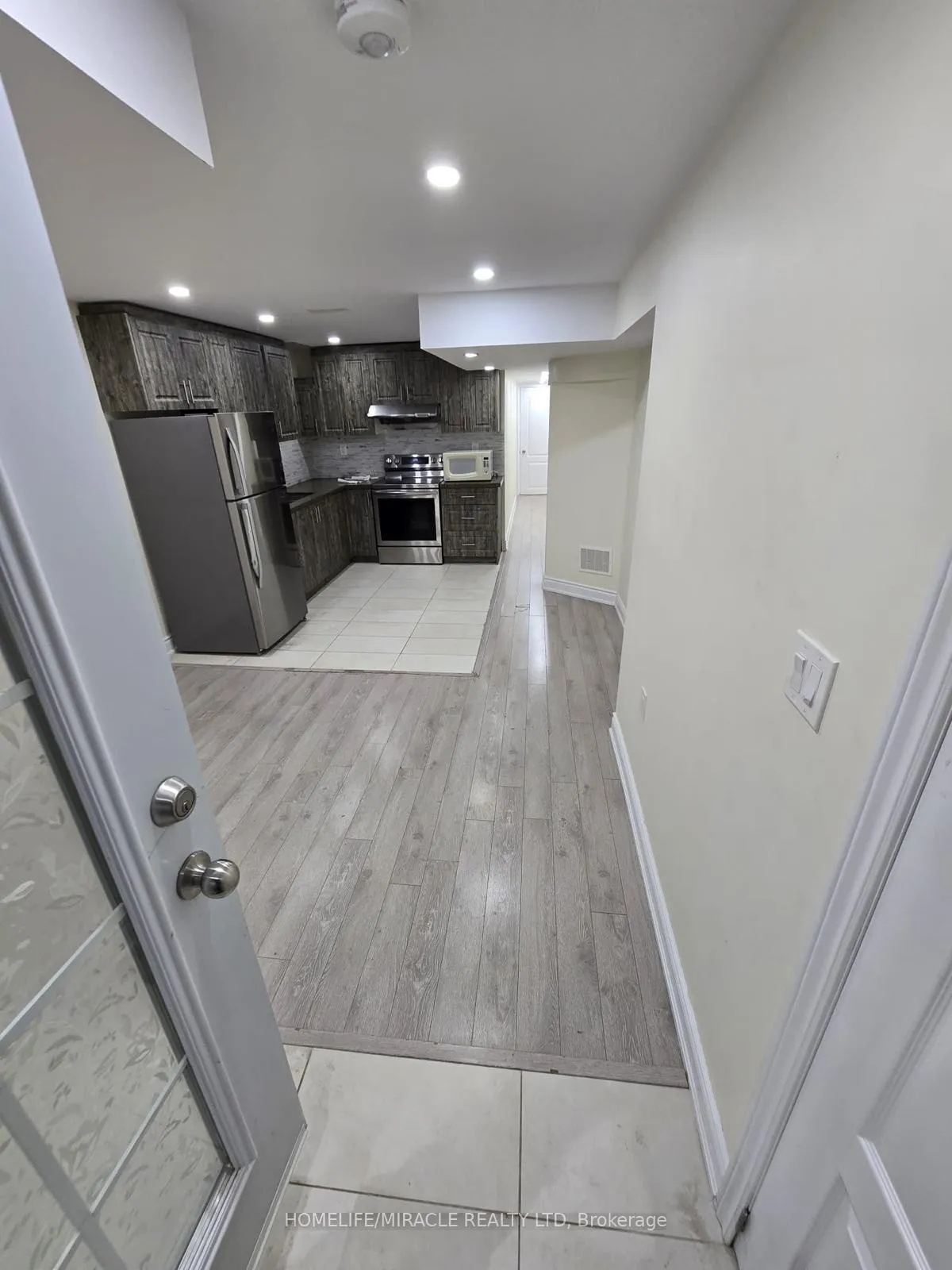 Photo 23 of 6 Padbury Trail, Brampton, Northwest Brampton — HOMEH