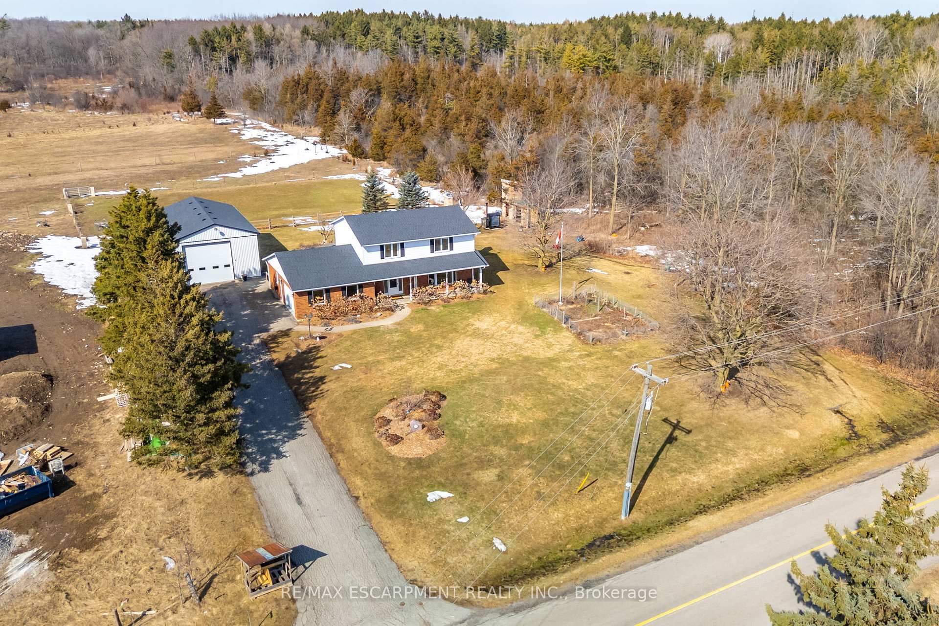Photo 2 of 1911 Concession 4 W, Hamilton, Rural Flamborough — HOMEH