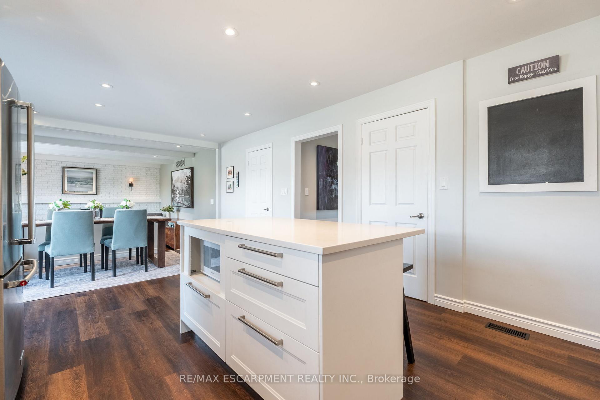 Photo 5 of 1911 Concession 4 W, Hamilton, Rural Flamborough — HOMEH