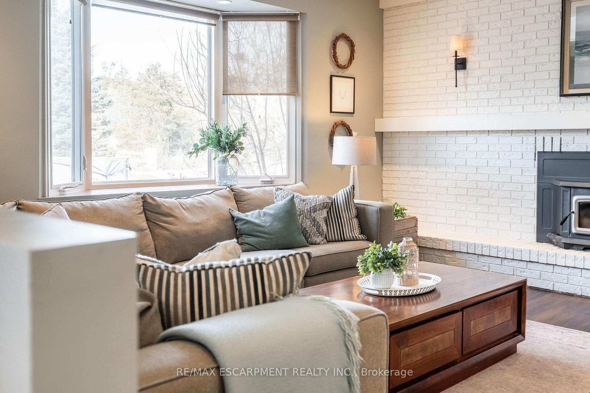 Photo 15 of 1911 Concession 4 W, Hamilton, Rural Flamborough — HOMEH