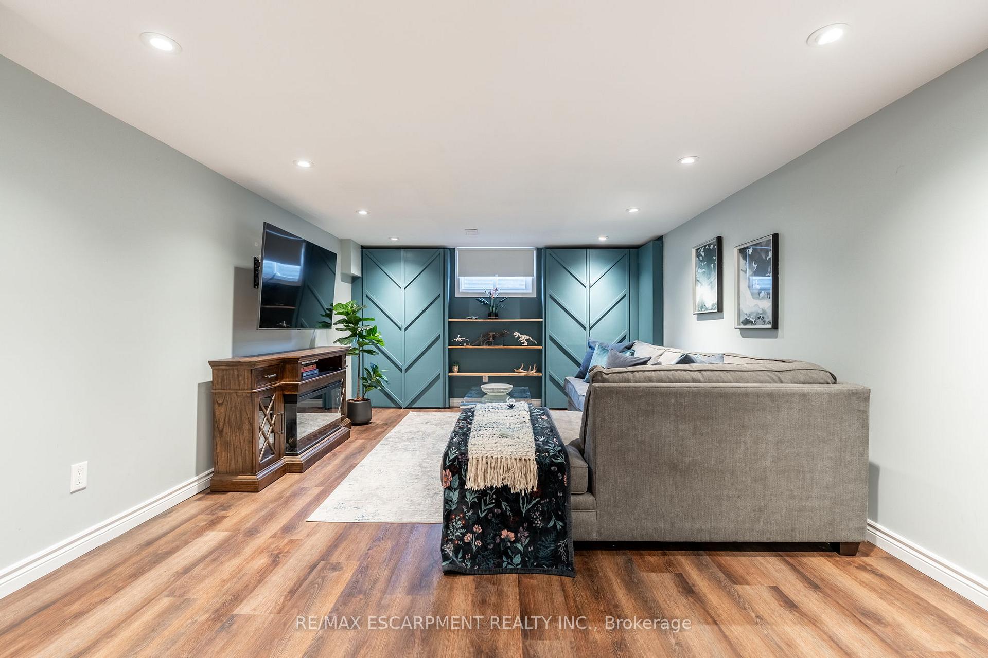 Photo 29 of 1911 Concession 4 W, Hamilton, Rural Flamborough — HOMEH