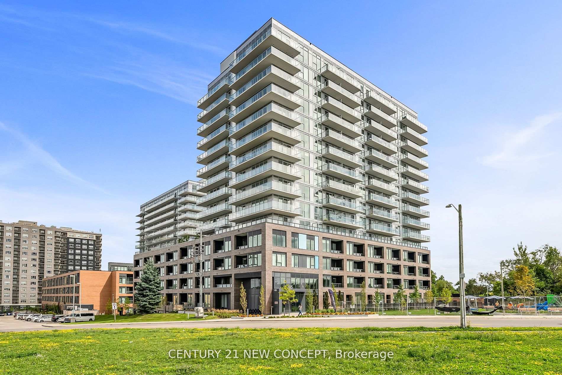 Front of Unit 301, 185 Deerfield Road
