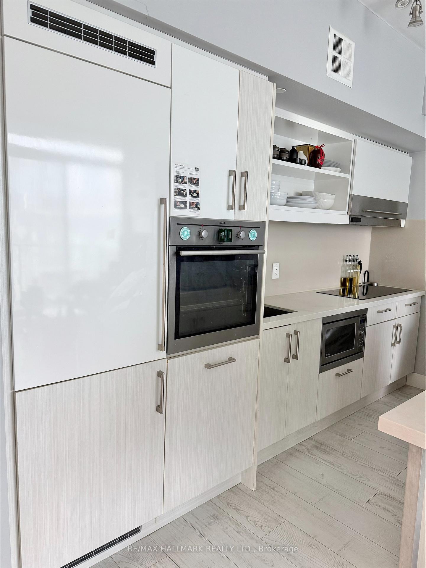 Photo 3 of Unit 1508, 39 Sherbourne Street E, Toronto, Moss Park — HOMEH