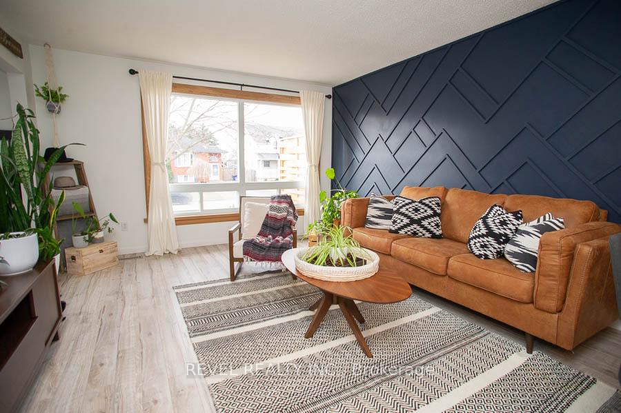 Photo 38 of 161 Aspen Street, Brant, Paris — HOMEH
