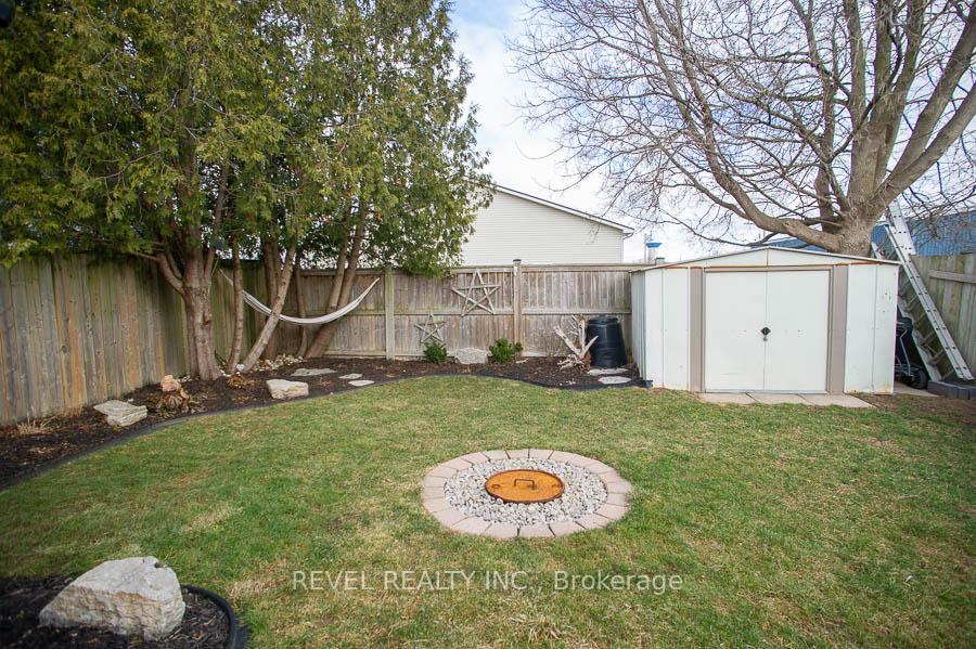 Photo 36 of 161 Aspen Street, Brant, Paris — HOMEH