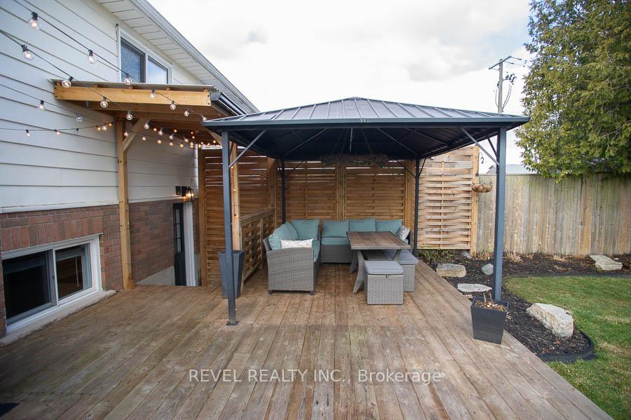 Photo 23 of 161 Aspen Street, Brant, Paris — HOMEH