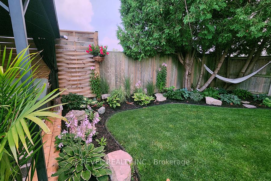 Photo 28 of 161 Aspen Street, Brant, Paris — HOMEH