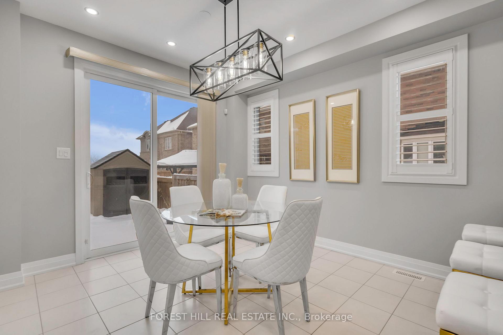 Photo 13 of 19 Waterwide Crescent, Brampton, Credit Valley — HOMEH