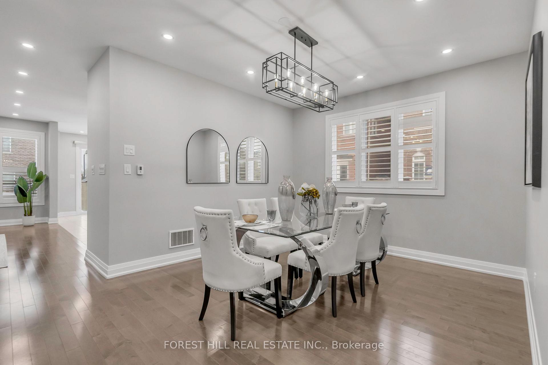 Photo 8 of 19 Waterwide Crescent, Brampton, Credit Valley — HOMEH