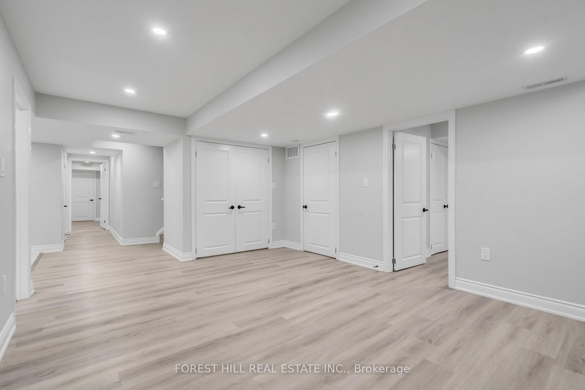Photo 25 of 19 Waterwide Crescent, Brampton, Credit Valley — HOMEH