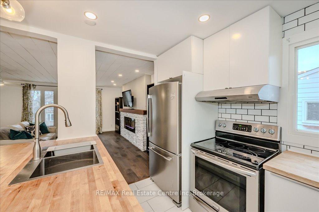 Photo 6 of 189 Silver Aspen Crescent, Kitchener — HOMEH