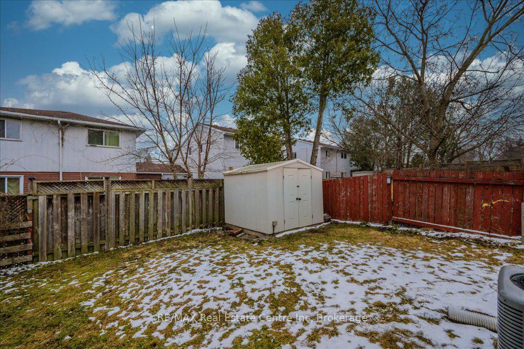 Photo 16 of 189 Silver Aspen Crescent, Kitchener — HOMEH