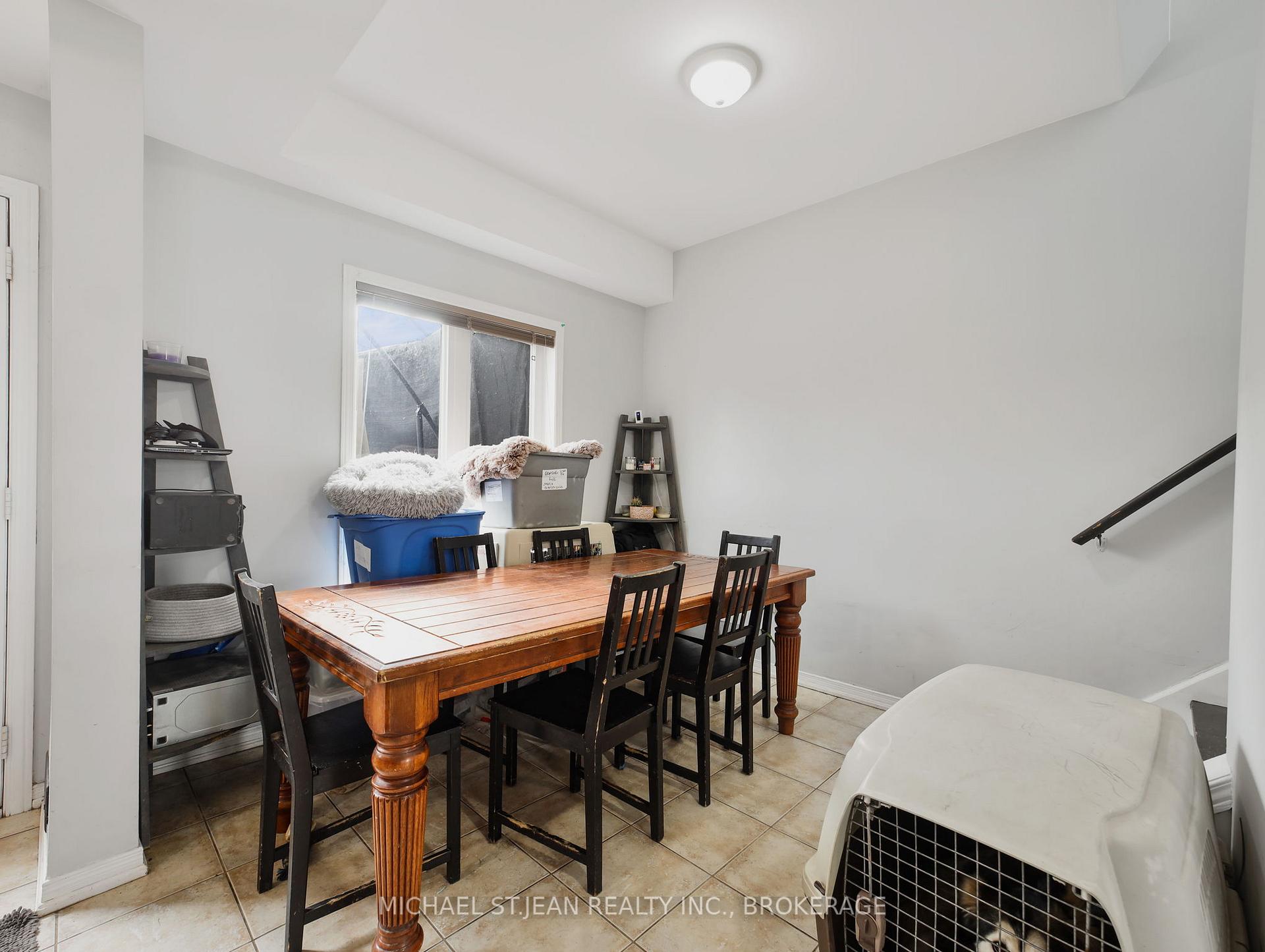 Photo 12 of 2 Comet Avenue, Hamilton, Hamilton Beach — HOMEH
