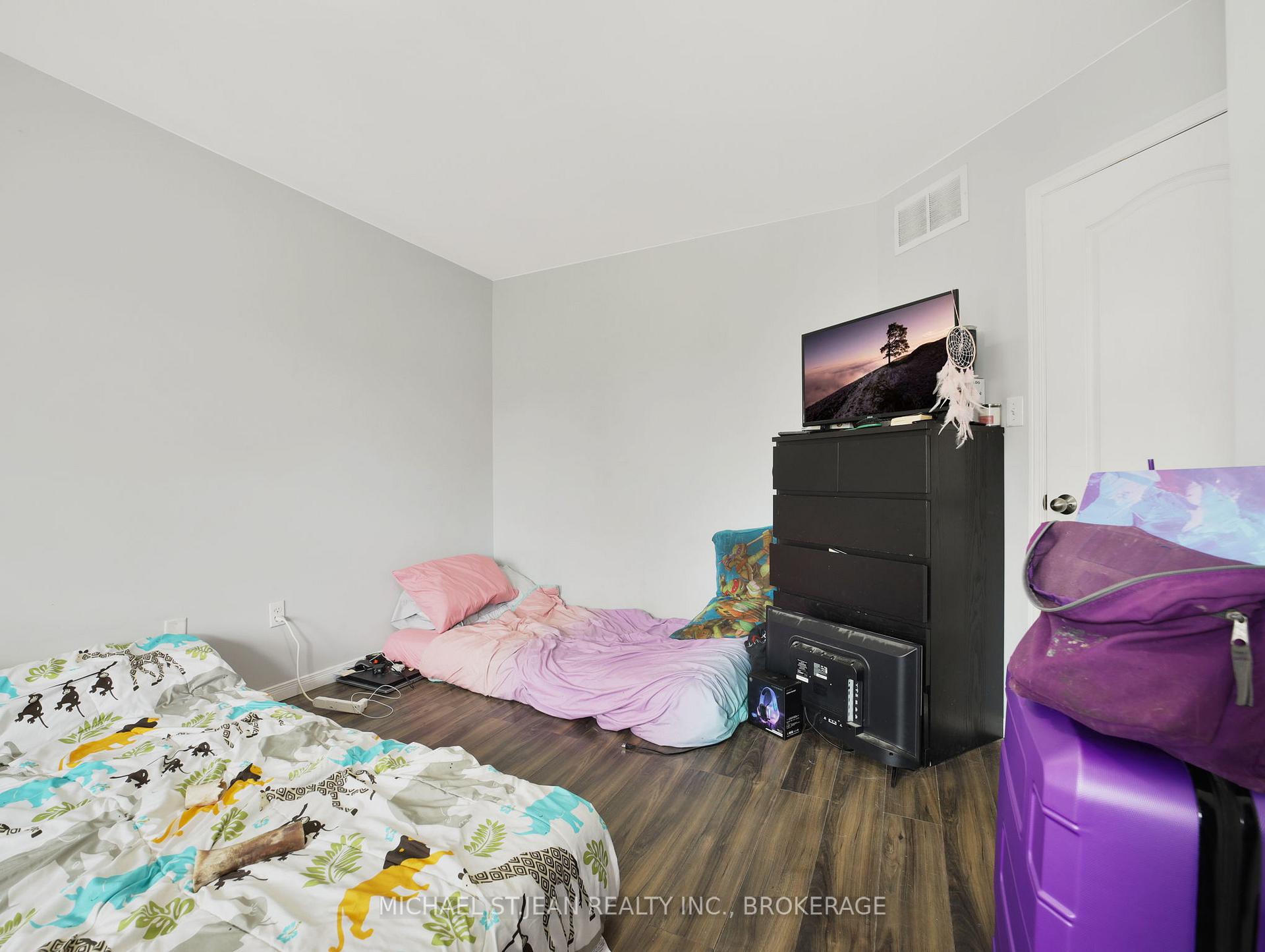 Photo 19 of 2 Comet Avenue, Hamilton, Hamilton Beach — HOMEH
