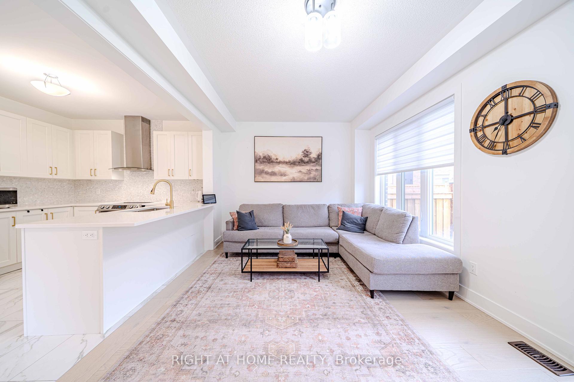 Photo 15 of 51 Dorian Drive, Whitby, Rural Whitby — HOMEH