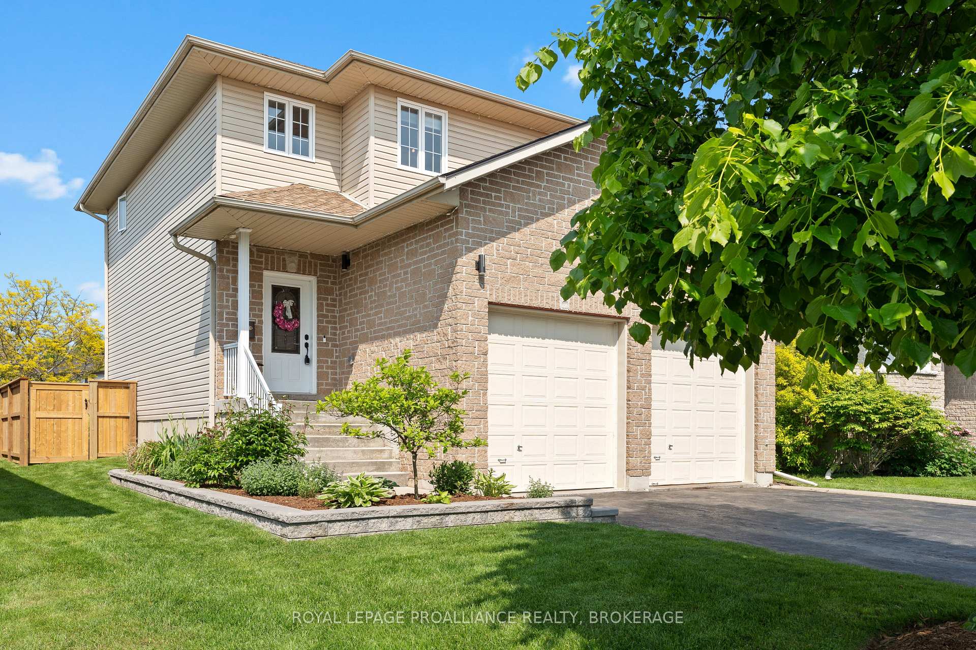 Front of 174 Speers Boulevard