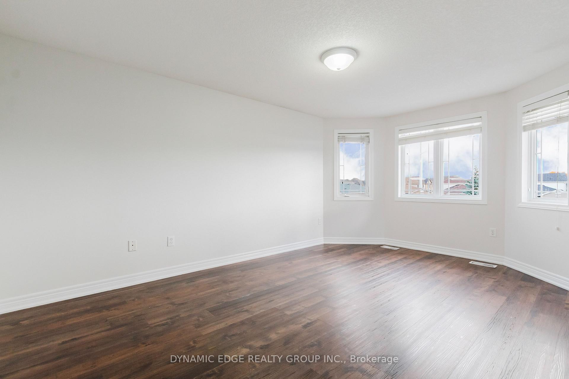 Photo 6 of 23 Bronwyn Place, Guelph, Willow West/Sugarbush/West Acres — HOMEH