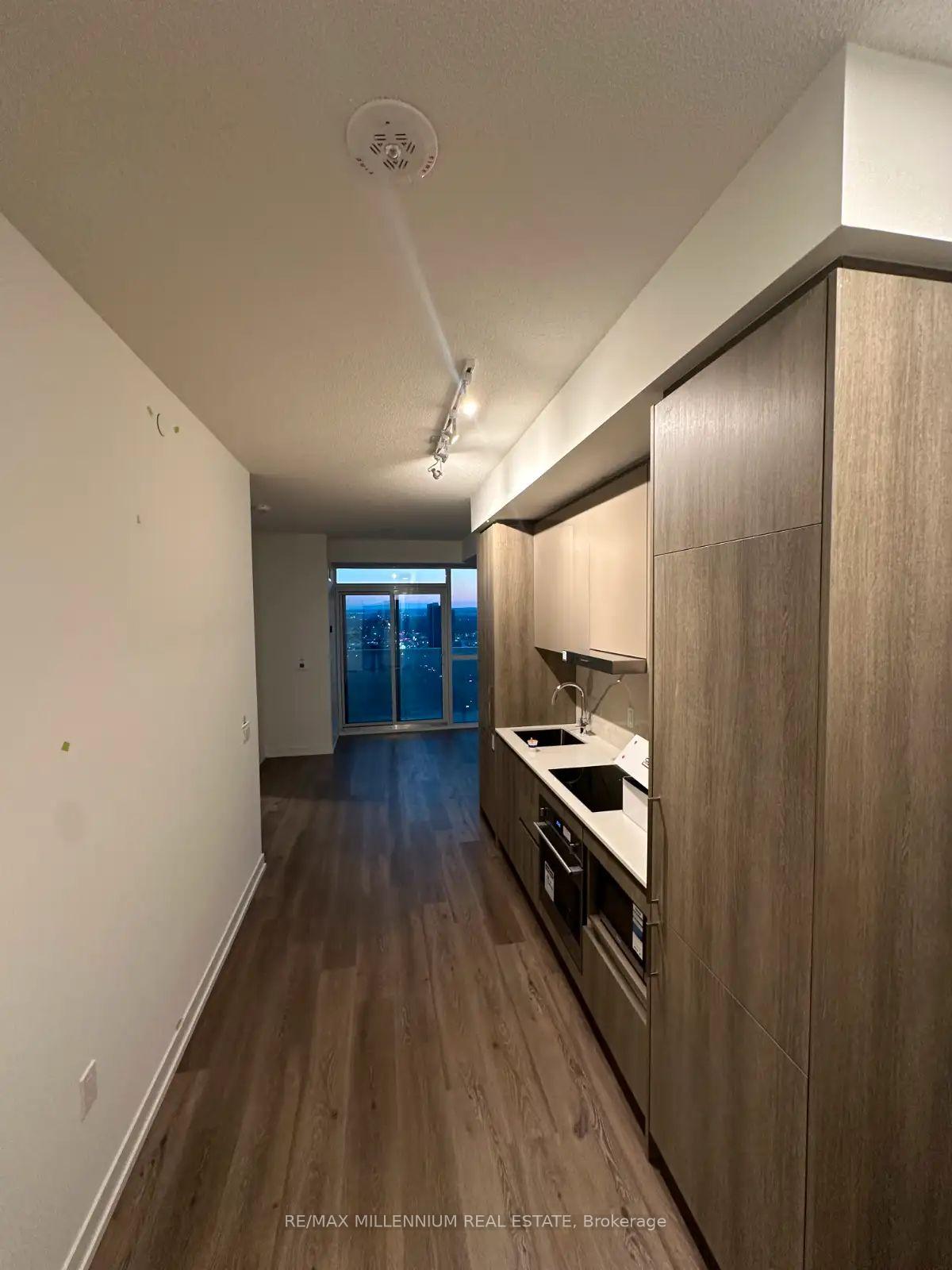 Photo 11 of Unit 3308, 225 Commerce Street, Vaughan, Vaughan Corporate Centre — HOMEH