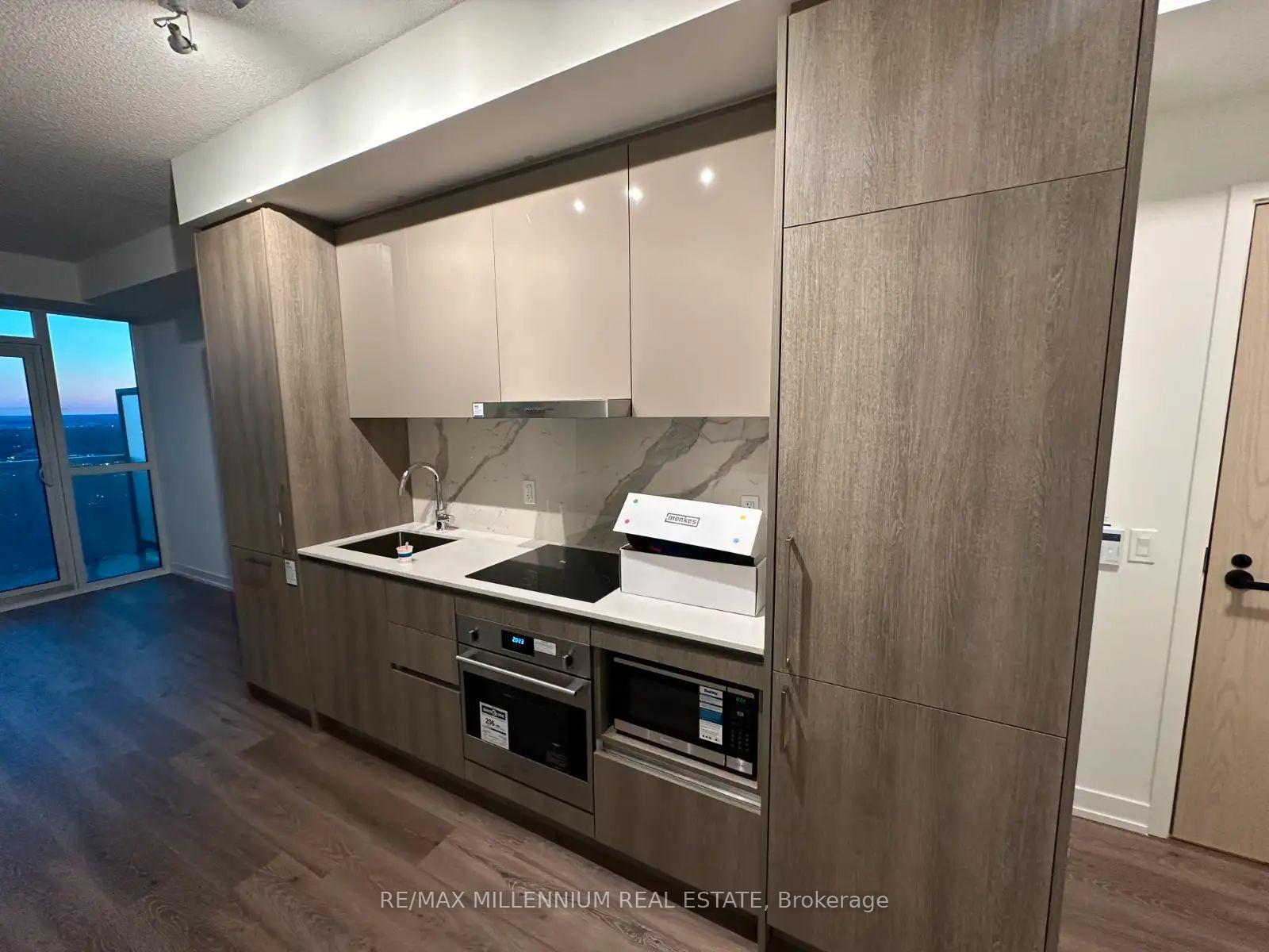 Photo 10 of Unit 3308, 225 Commerce Street, Vaughan, Vaughan Corporate Centre — HOMEH