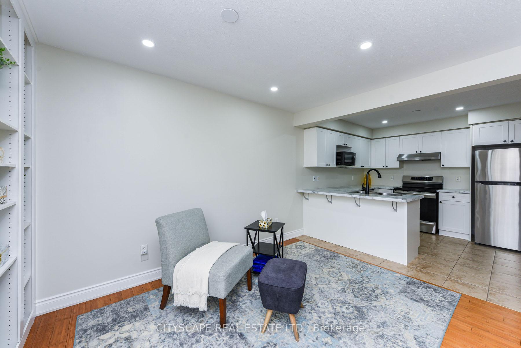 Photo 5 of Unit 35, 31 Schroder Crescent, Guelph, Grange Road — HOMEH